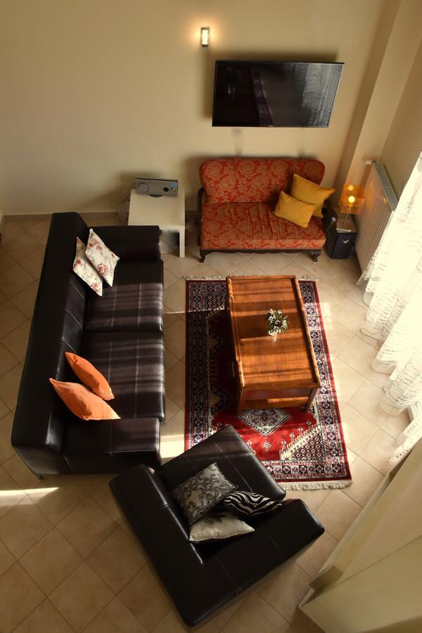 Elisavet Apartment *
